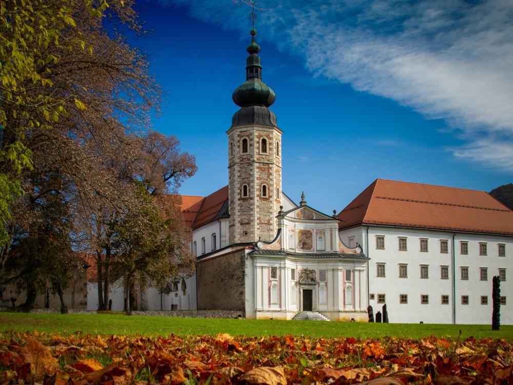 KROMPIRJEVE POČITNICE V GALERIJI BOŽIDAR JAKAC